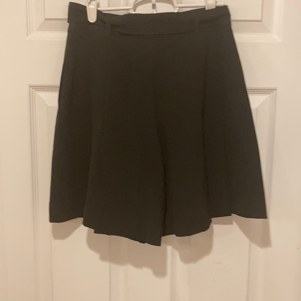 Shorts - Picture 7 of 7